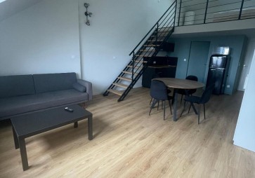 90-IMG_5679-7132505639555890146